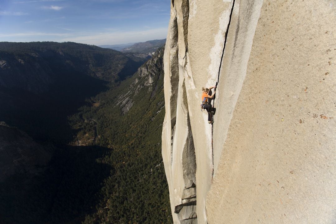 Beth Rodden – Outdoor Research