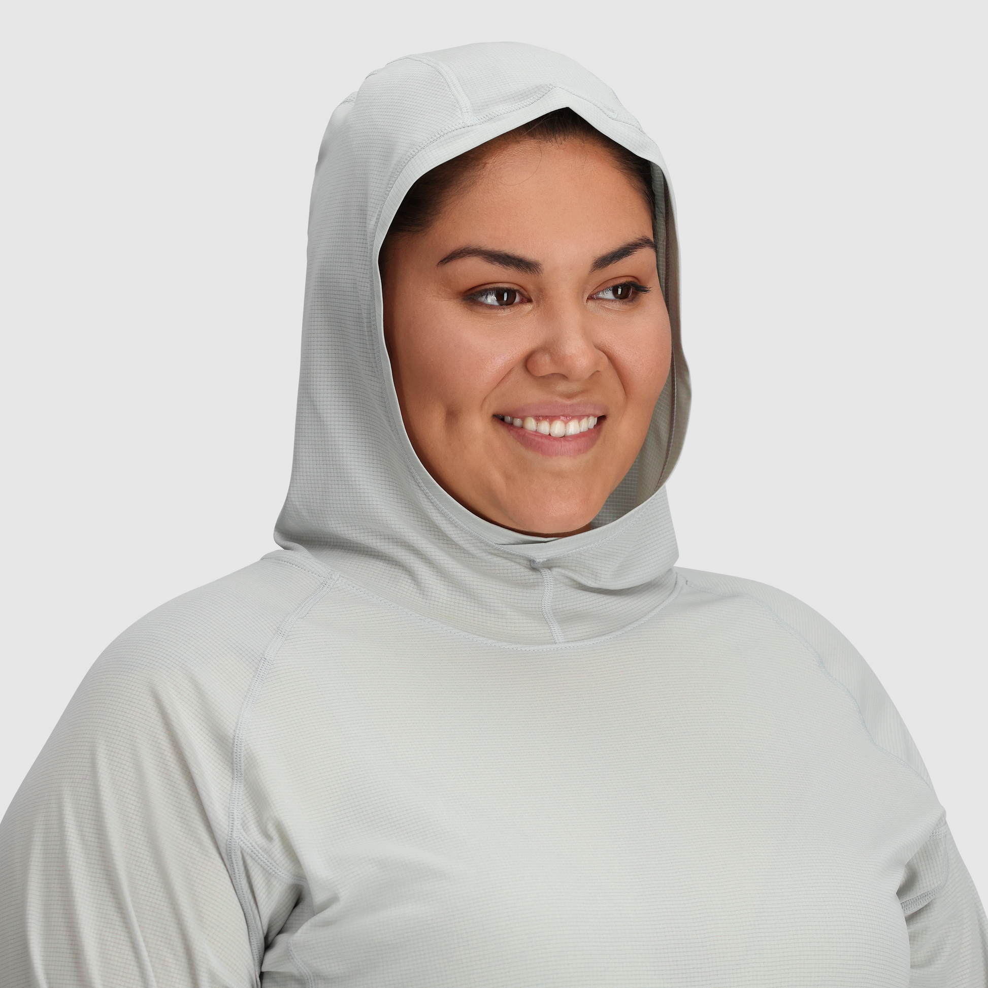 B1 :: Hood / Hold in warmth and keep out weather with this essential hood.